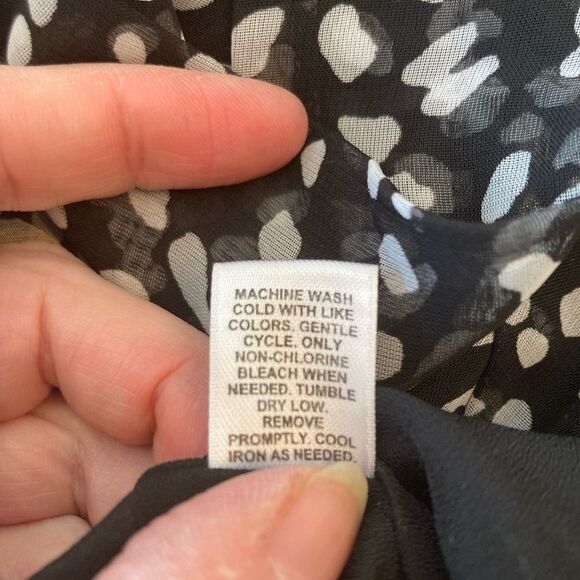 Beautiful tie neck polka dot lined blouse wear as side bow or long NWOT - Picture 6 of 7